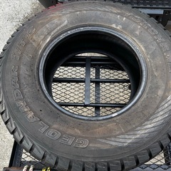 【売れなければ11月いっぱいで廃棄】YOKOHAMA スタッドレス ジオランダー I/T-S 275/70/R16 