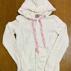 juicy パーカー