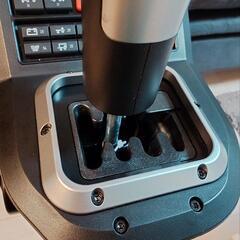 ホリ フォースフィードバック トラックコントロールシステム for