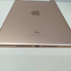 SIMロック解除済】iPad 第6世代/32GB/A1954〈MRM02J/A〉