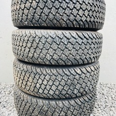 バリ効き スパイクタイヤ 215/60R16 来シーズンにいかが？