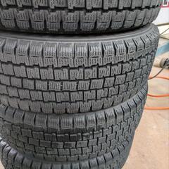 2022年製造トラック向け冬タイヤホイールセット　205/65R15 107/105L