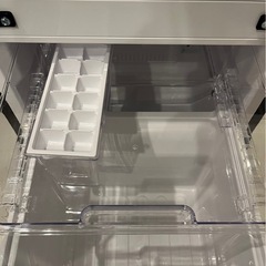 半年ほどしか使用していないです! シャープ製 冷蔵庫 清掃 動作確認済み