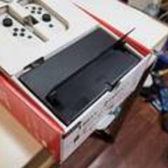 桃鉄ワールド+保護ガラス+32GB SDつき) Nintendo Switch 有機ELモデル