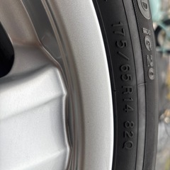 ブリヂストン　VAGGIOホイール 4穴 4個(スタッドレスタイヤ 175/65R14 820 