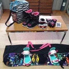 ● kissmark PINKLADY ROCKER 144cm スノーボード/ブーツ24.5cm/ビンディング/帽子/IGNIO/ケース/グローブ/ALPINA ゴーグル 8点セット 中古 ④