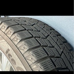 スタッドレスタイヤ 205/60R16