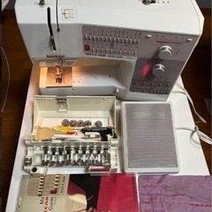 リッカーミシン　ベルニナRCM1230
