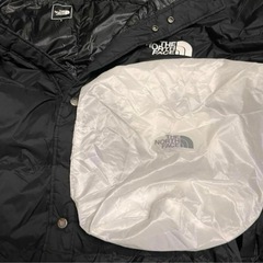 THE NORTH FACE ポンチョ 中綿 ブラック フード付き