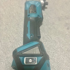 今月一週間限り 値下げmakita充電式ディスクグラインダ125mm