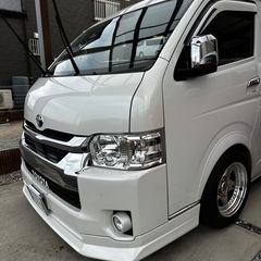 ハイエース　Flex　リップスポイラー 070 パールホワイト ハイエース FLEX フロントスポイラーパールホワイト（070）
