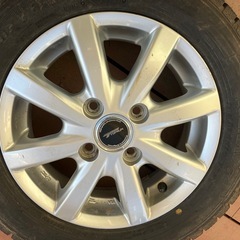 使用1シーズン　13インチ スタッドレスタイヤ ホイール付き 155/65R13 73Q