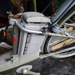 ヤマハ電動自転車。充電ケーブルは有りません。ジャンク扱い。取りに来て頂く方のみ。発送は不可能です。