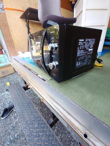 TOSHIBA電子レンジ『美品です』 TOSHIBA 石窯ドーム ER-RD7 そこそこ美