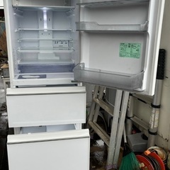 三菱 冷蔵庫 3ドア 330L  MR-CG33EF-W 2021年 【中古】 三菱 冷蔵庫 3ドア 330L MR-CG33EF-W 2021年 【中古】