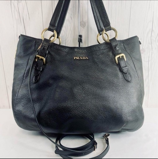 極美品✨PRADA プラダ ショルダーバッグ ハンドバッグ レザー ブラック 極美品✨プラダ ショルダーバッグ レザー ブラック 黒 - メルカリ