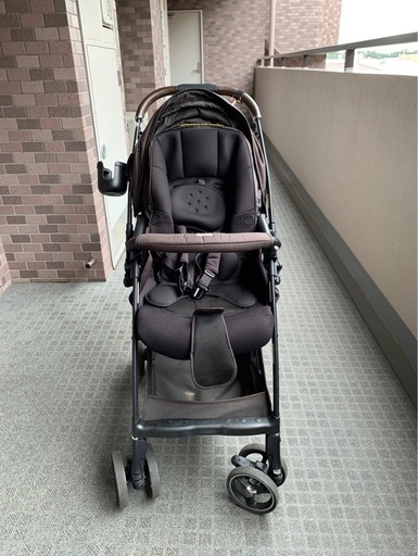 アップリカ ベビーカー LUXUNA C FREE 2022年モデル ☆LUXUNA Cushion