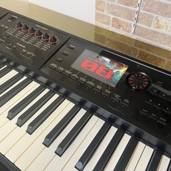 Roland シンセサイザー FA-08　