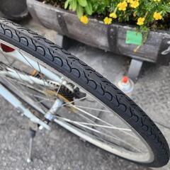 クロスバイク　ＷＥＥＫＥＮＤＢＩＫＥ　７００ｘ２８ｃ　７変速　フレーム　アルミ　白　配達可能