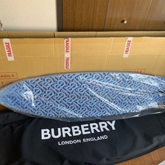 【新品/半額以下/値下交渉可/完売品】 BURBERRYモノグラム　サーフボード 新品/半額以下/値下交渉可/完売品】BURBERRY モノグラム サーフボード