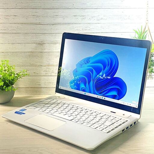 タッチパネル ノートPC 高速SSD 超美品 便利 富士通 FMV LIFEBOOK AH