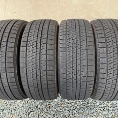 225/50R17ブリヂストン VRX2スタッドレス良品 エスティマ  クラウン マークX フォレスター
 