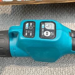 マキタ 充電式草刈機MUR189DSF   替刃6本付き　良品
