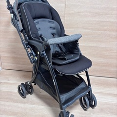 10-15回のみ使用の美品です/両対面A型ベビーカー/アップリカ/ラクーナ