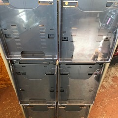 3段　パンフレットスタンド　パンフレットケース　チラシケース