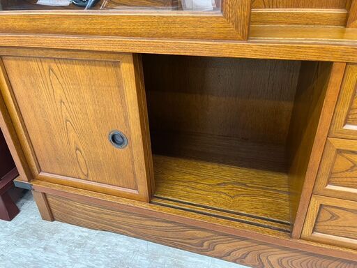 美しい杢目の茶箪笥 桐 水屋箪笥 木製 和家具 和モダン 昭和レトロ 古民家 美しい杢目の茶箪笥 桐 水屋箪笥 木製 和家具 和モダン 昭和レトロ