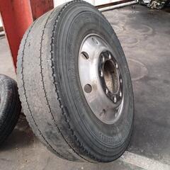 大型トラック用アルミタイヤ1本　　No.2