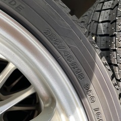 225/45/18スタッドレス 