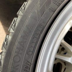 225/45/18スタッドレス 