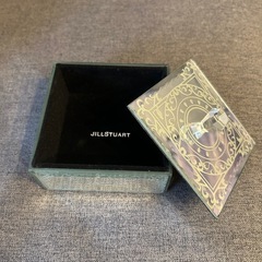 ジルスチュアート  JILL STUART 限定 ボックス　