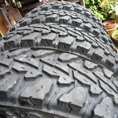 オフロードタイヤ　ジムニー　　ヨコハマジオランダー185/85-16