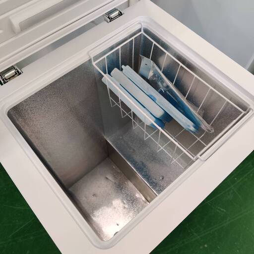 愛品倶楽部柏店】Comfee/コンフィー 2023年製 99L 1ドア 冷凍庫 RCC100WH