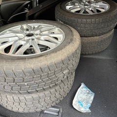 グッドイヤー　スノータイヤ 