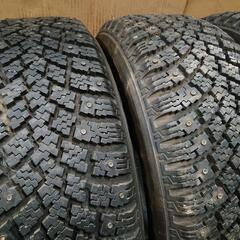 引き取り 225/60R16 4本 スパイクタイヤ ノキアン カップピン バリ溝   