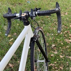 Velo ロードバイク SHIMANO INNOVA 白  7段変速 自転車