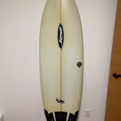 BILT ビルトサーフボード　6.4  47.7L