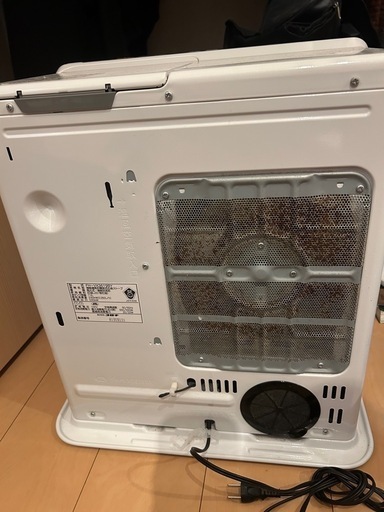 DeLonghi HJ0812 オイルヒーター ほぼ未使用 Amazon | De'Longhi (デロンギ) オイルヒーター HJ0812 電気
