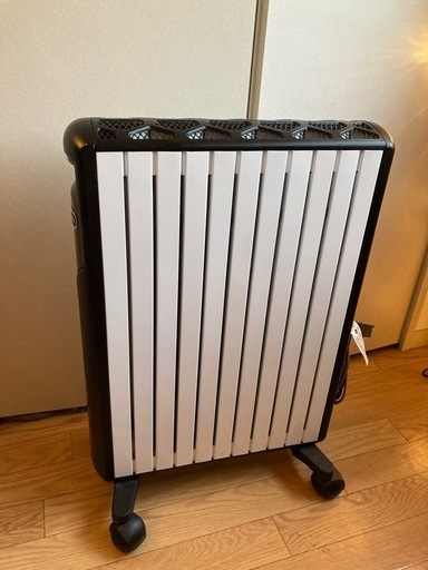 デロンギ オイルヒーターAmazon限定モデル 【公式通販】