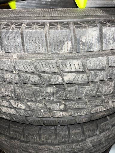 スタッドレスタイヤ 265／70R15（P.C.D（mm）139.7 265/70R15 