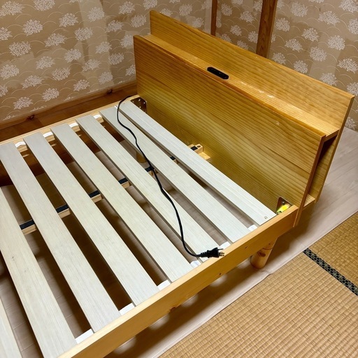 【取引中】コンセント付きシングルベット