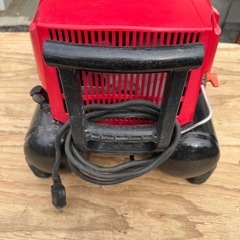 決まりました
(委託品)MAXAK-HL1230EⅡエアーコンプレッサー