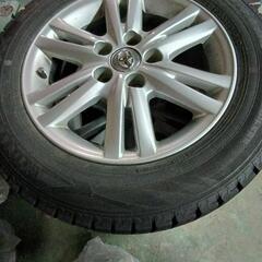 お話し中 冬タイヤ ダンロップ 215/60R16 アルミホイール付き