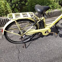 ブリヂストン電動アシスト自転車26インチ 内装3段ギア バッテリー2本