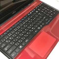 336 サクサク快適✨Core i7‼︎美品✨人気のレッド✨FUJITSUノート