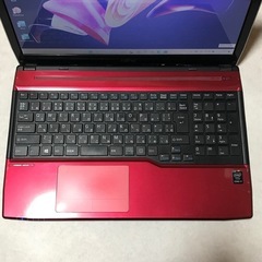 336 サクサク快適✨Core i7‼︎美品✨人気のレッド✨FUJITSUノート