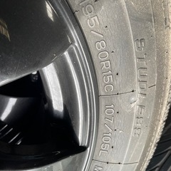 スタッドレスタイヤ
